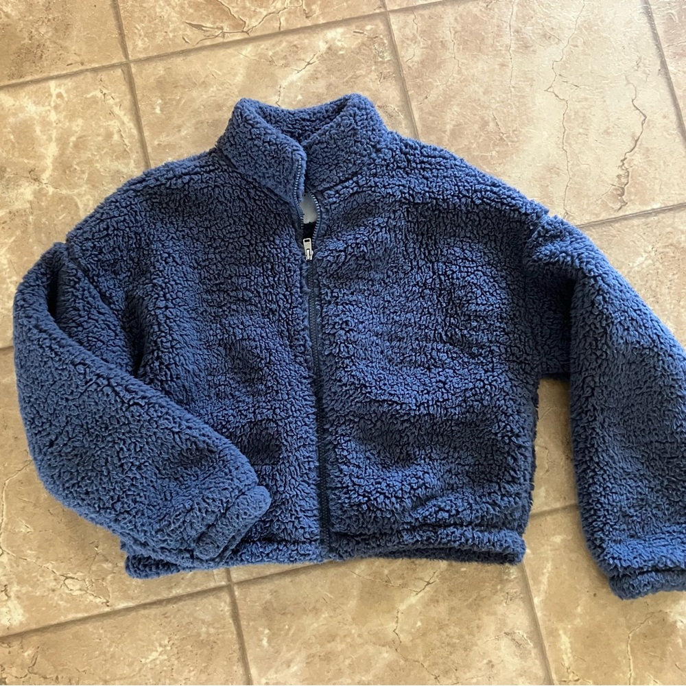 Hollister crop Sherpa jacket